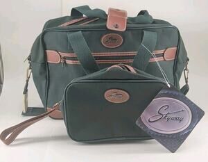 Vintage Skyway Hunt Green Avalon Travel Mate Tote Carry On Shoulder Bag 5918HG